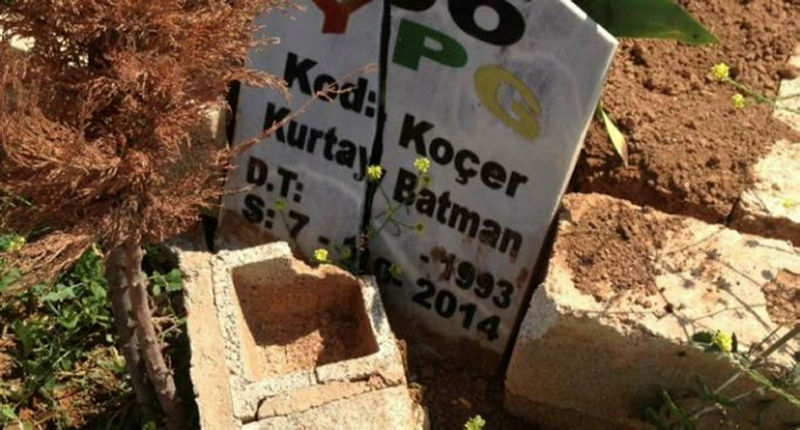 Suruç’ta terörist mezarlarındaki örgüt simgeleri silindi