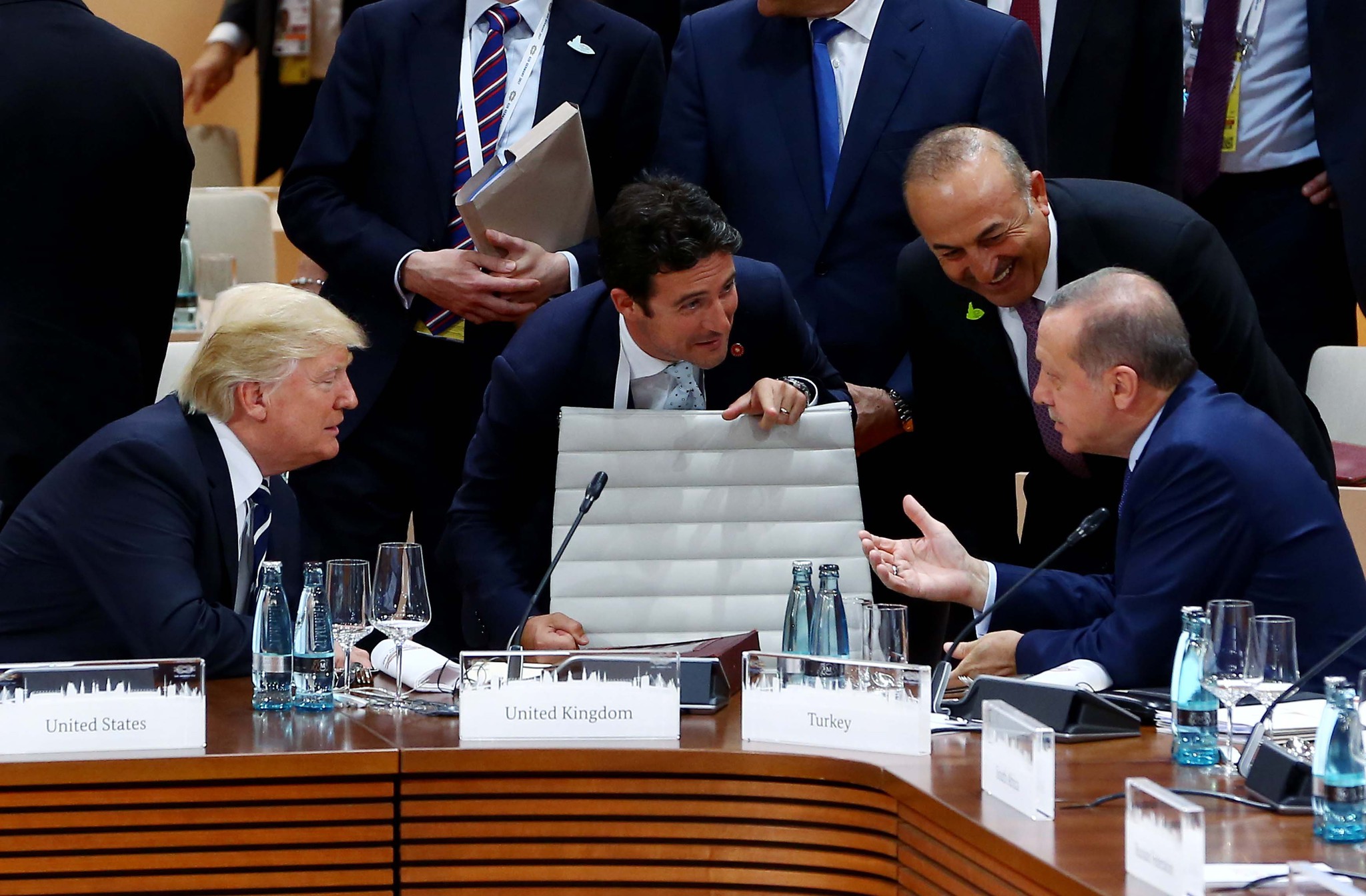 Avrupa’nın kalbinde FETÖ ve PKK mesajı...