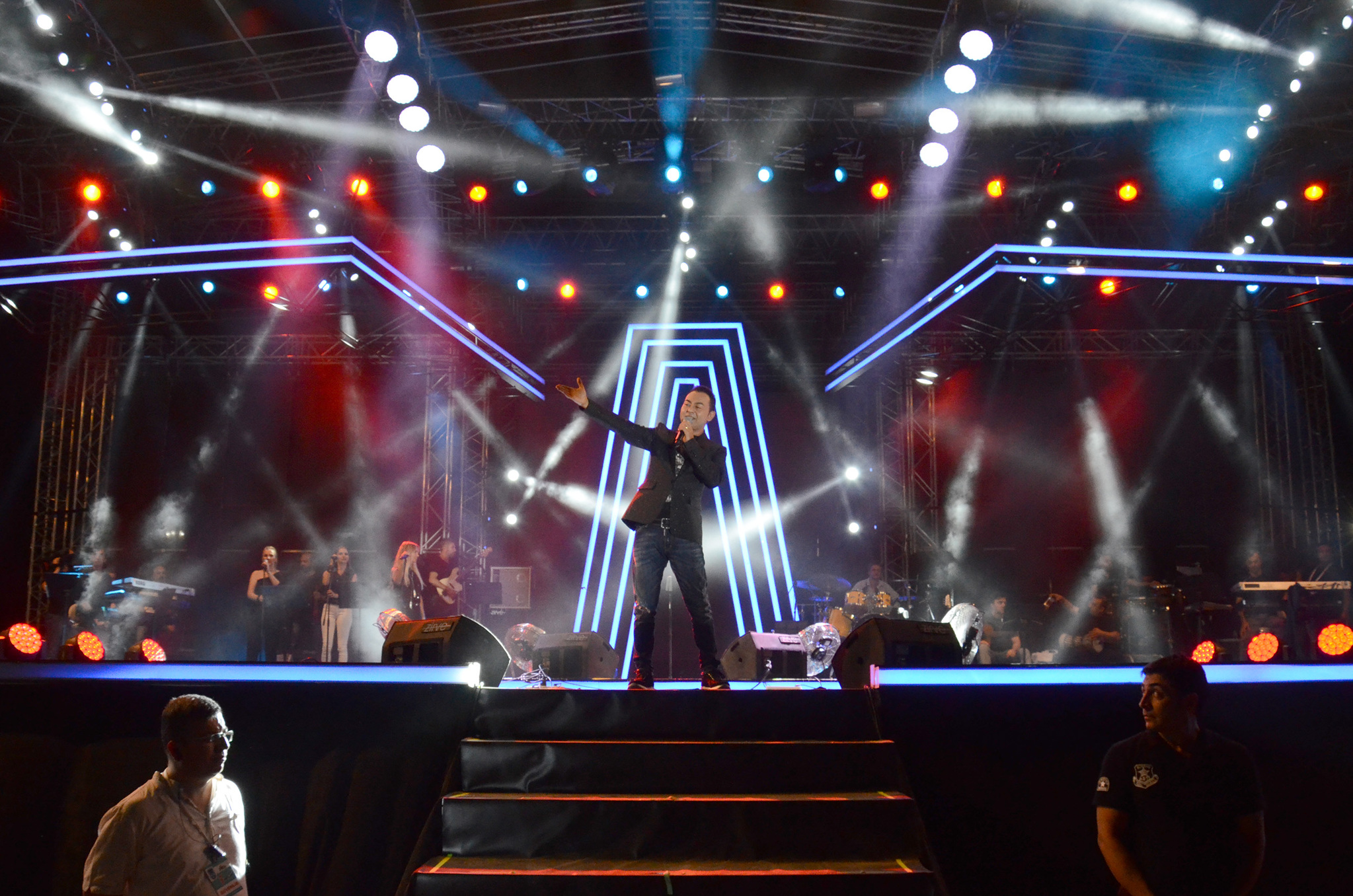 Serdar Ortaç’tan müjde 2018’de bebek geliyor! Magazin