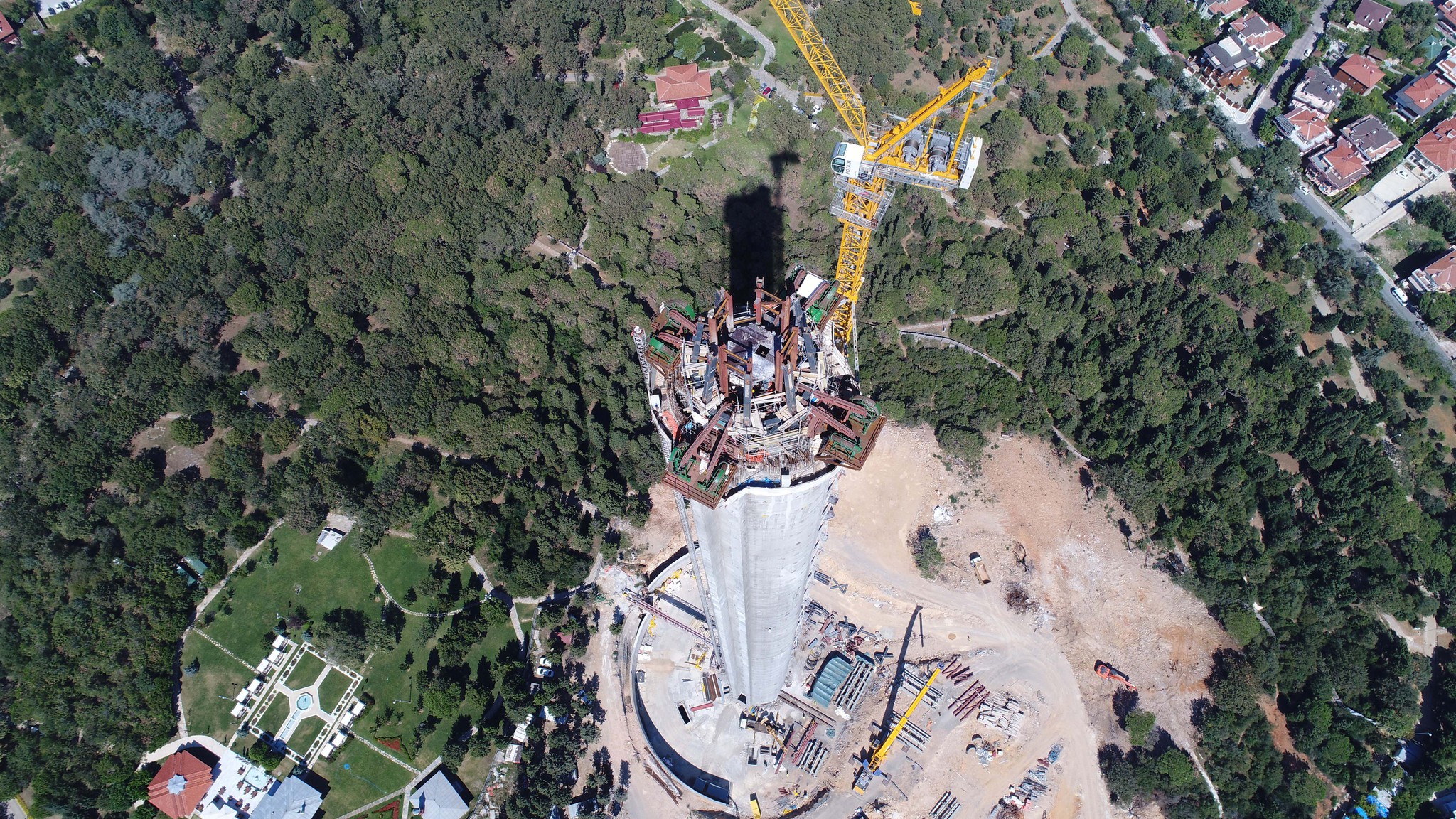 Çamlıca Kulesi antenini bekliyor