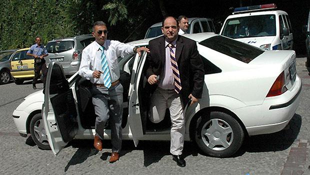 FETÖ’nün ’ÖZ’el konsolosluk hattı!