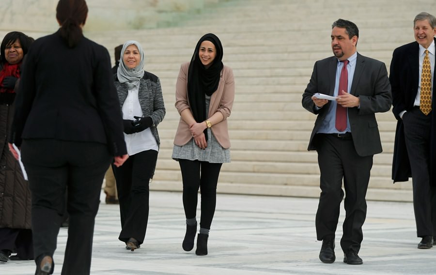 ABD müslüman kızın davasını konuşuyor