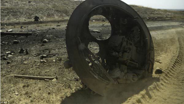 Askerin cesedi tellerde