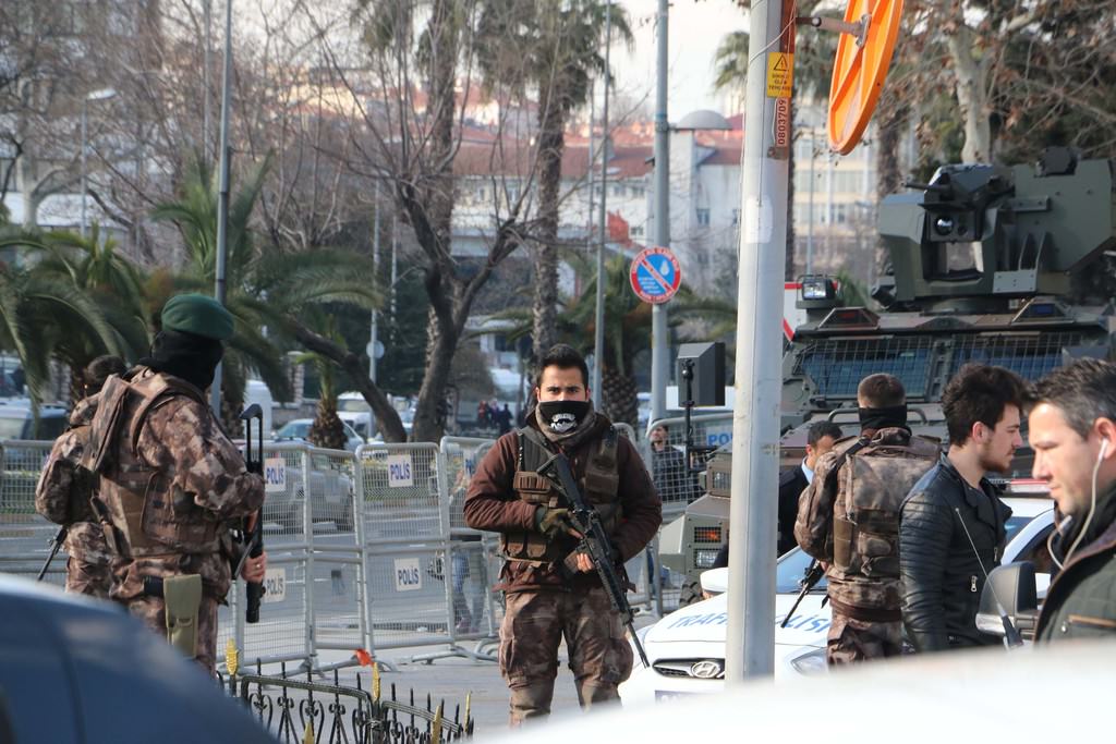 Freni patlayan kamyon İstanbul Emniyetini karıştırdı