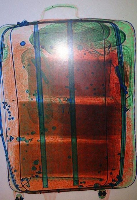 Kayıp valizde 400 bin avro bulundu