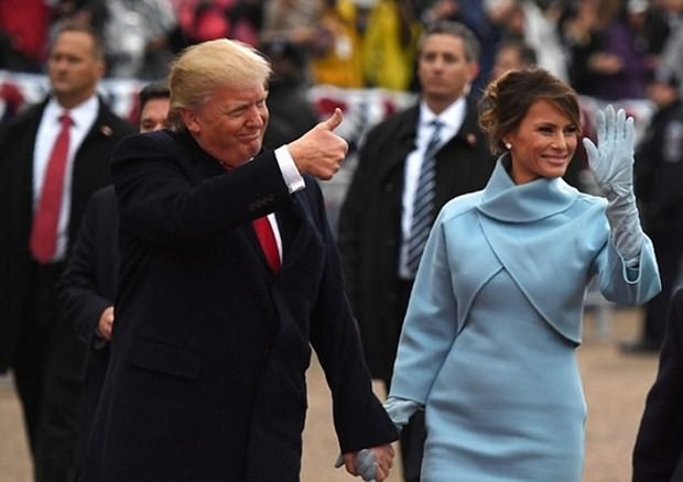 Melania Trump’ın elbisesinin anlamı ne?