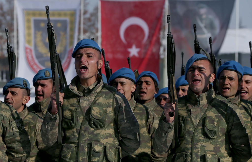 Son dakika haberi: Hulusi Akar, Hainler, arazide baş edemeği komandolarımızı...