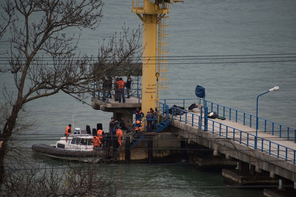 Rusya şokta! Düşen uçak Karadeniz’in 70 metre derinliğinde... İşte ilk fotoğraflar