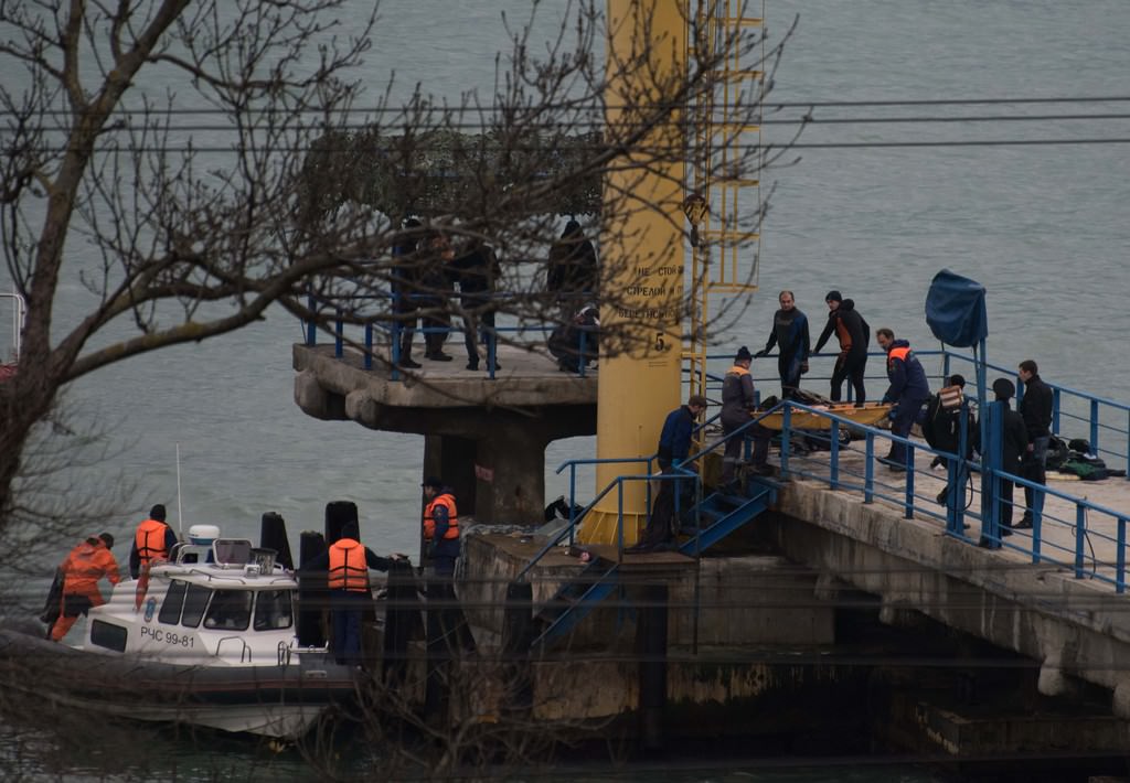 Rusya şokta! Düşen uçak Karadeniz’in 70 metre derinliğinde... İşte ilk fotoğraflar