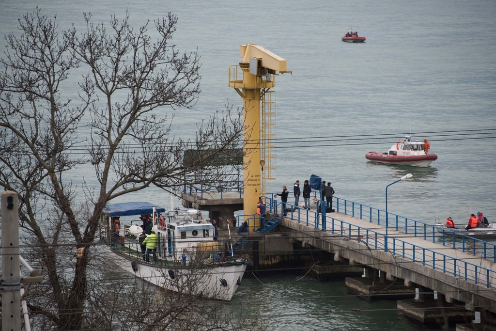 Rusya şokta! Düşen uçak Karadeniz’in 70 metre derinliğinde... İşte ilk fotoğraflar