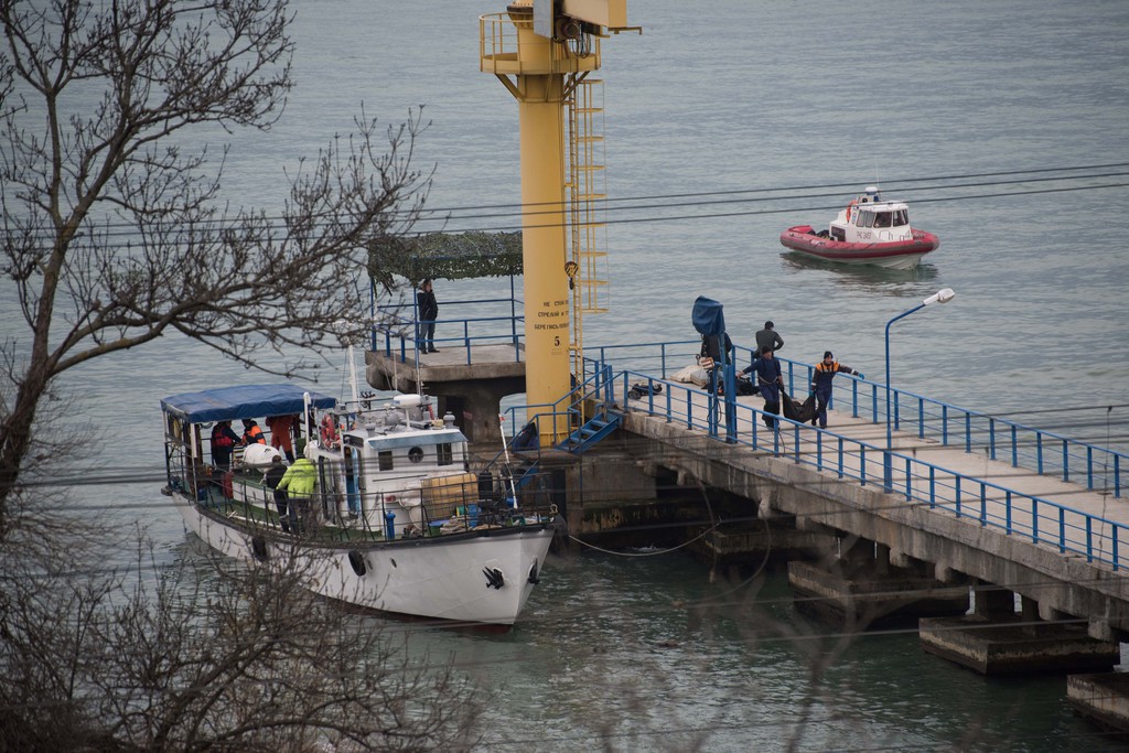 Rusya şokta! Düşen uçak Karadeniz’in 70 metre derinliğinde... İşte ilk fotoğraflar