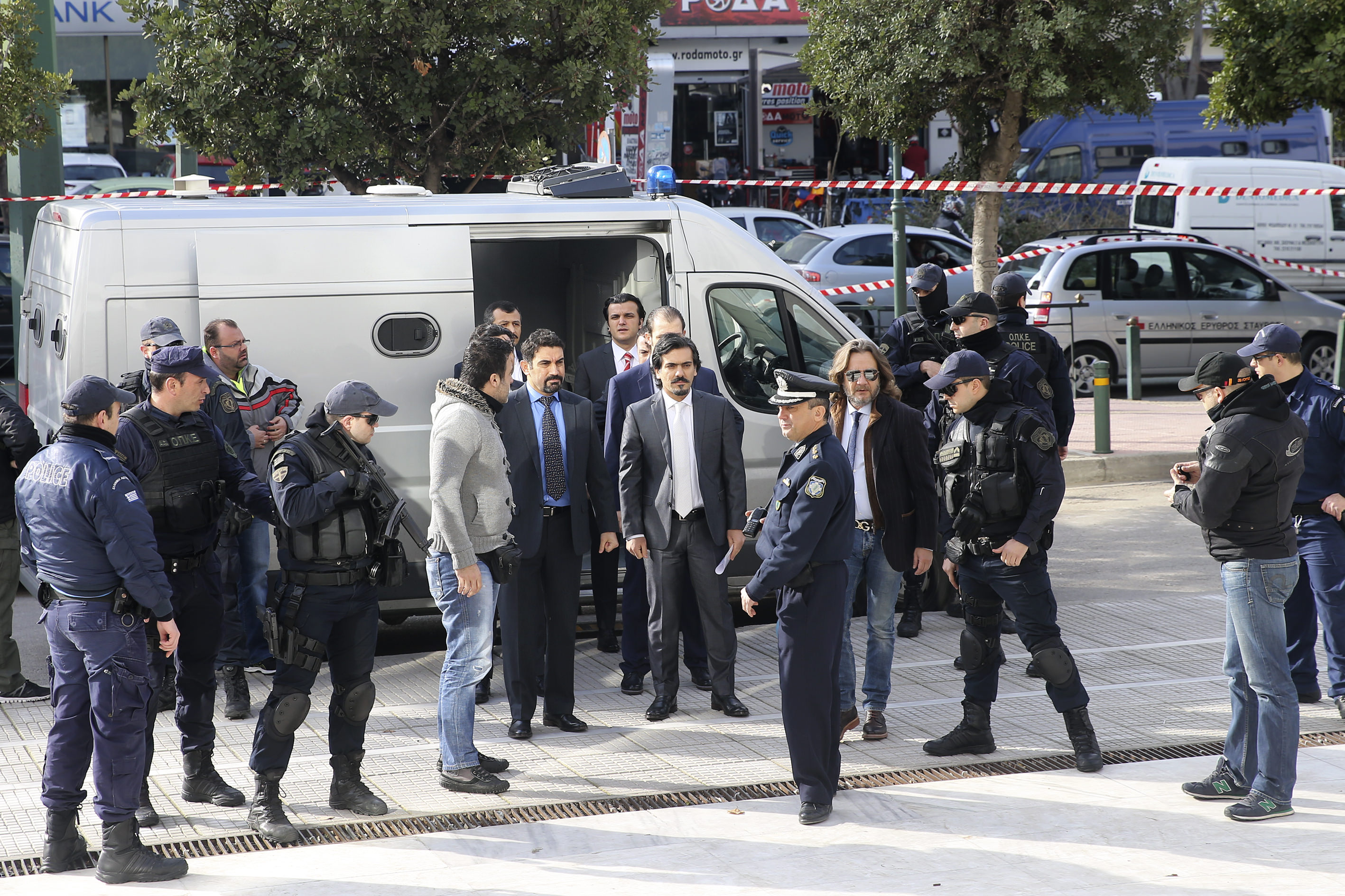 Yunanistan’a kaçan 8 darbeci asker hakkında flaş gelişme
