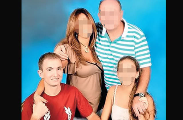 Atalay Filiz ve kurbanları aynı karede