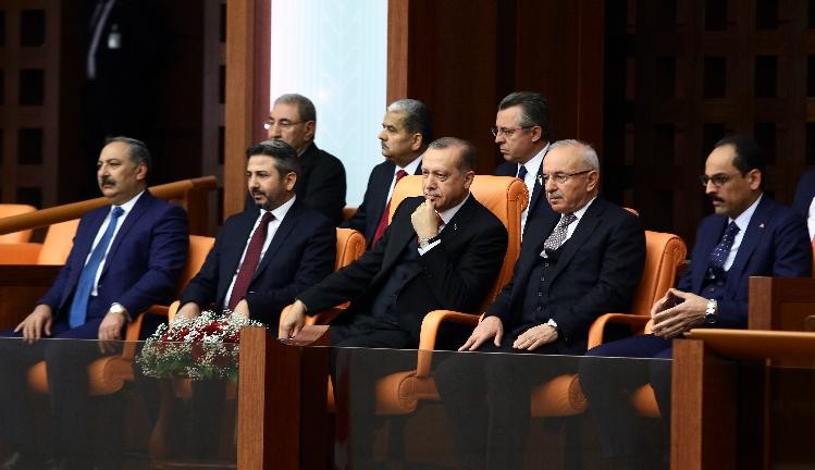 CHP’liler Yargıtay Başkanı’nı Sadi Güven zannetti ve...