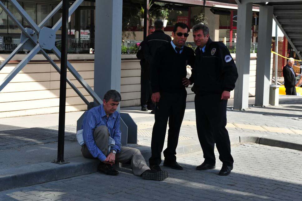 Polisten kaçan eski emniyet müdürü vurularak yakalandı