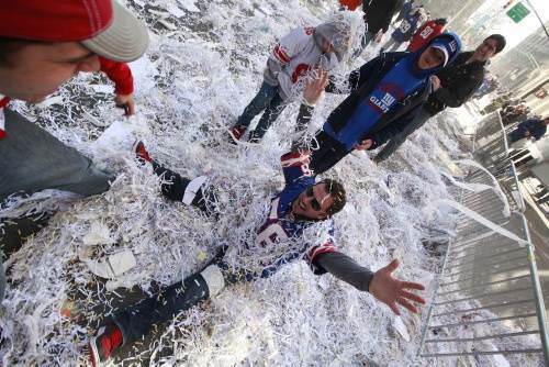 Dünyadan günün fotoğrafları (8 Şubat 2012)