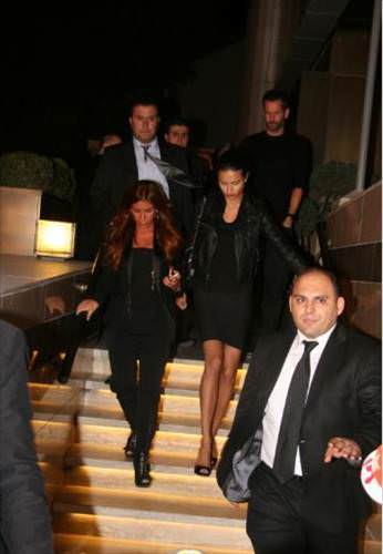 Adriana Lima gecelerde