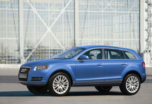 02audiq4_d.jpg