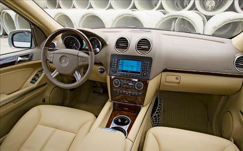 31mercedes_gl_d.jpg