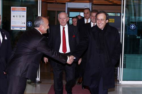 Başbakan ve Platini bir arada