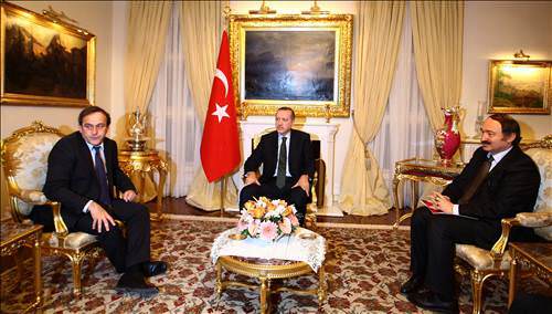 Başbakan ve Platini bir arada