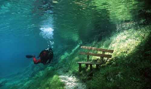 austria_lake_3_d.jpg