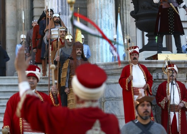 Erdoğan Dünya liderlerini mehterle karşıladı