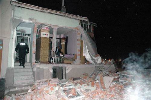 Kütahya'da tüp patlad�