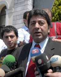 Hakan ��k�r olsayd�...