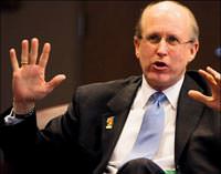 Walker: Moody�s ABD�nin kredi notunu d���rebilir