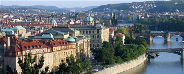 Prag, baharda bir ba�ka g�zel