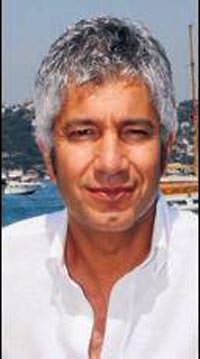Baban�z M�nir �zkul'a selam!