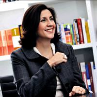 Antika, HSBC'nin ak�l dan��t��� ilk T�rk oldu