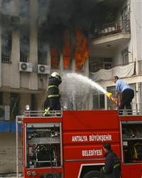Antalya'da yang�n
