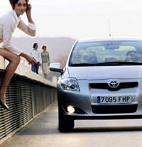Toyota'larda �TV indirimi 7 bin TL'yi buldu