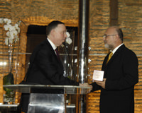 Ahmet Kocab�y�k'a Kennedy �d�l�