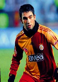 Arda'ya Tottenham Topal'a Valencia talip