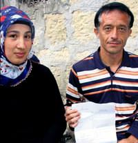 Kar�s�n� d�vd�, el ilan�yla �z�r diledi