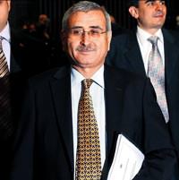 Y�lmaz'�n arabas�na yan�t Erg�n'den: O g�ne� �����