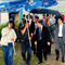 Ya�mur bast�r�nca Bakan Akda�a dev �emsiye