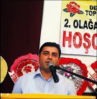 "DTP, PKK ya da �calan'la er ya da ge� g�r��eceksiniz"