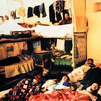 Cezaevleri i�in 'Toplama kamp�na d�nd�' uyar�s�