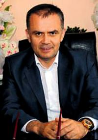 �ekmek�y'e '�evre dostu' belediye binas�