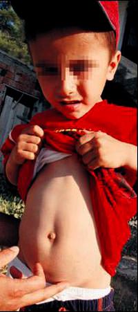 �st�nden 11 kene ��kt� babas� kalp krizi ge�irdi