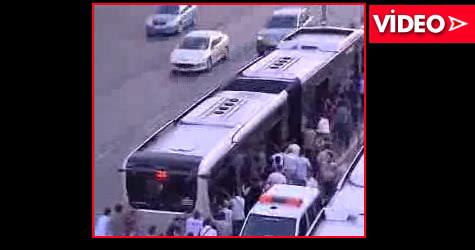 Metrob�s yine yolda kald�