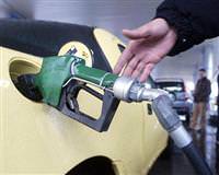 Benzine bir indirim daha