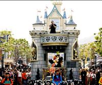Disney, Hong Kong'a 452 milyon $ yat�racak