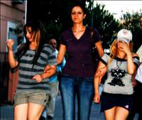 Kay�p k�zlar �zmir'de ��kt�
