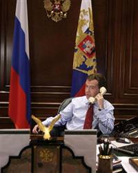 Medvedev'den Obama'ya tarihi �a�r�