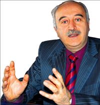 T�re kurbanlar�yla terapi yapan doktor bile utan�p a�l�yor